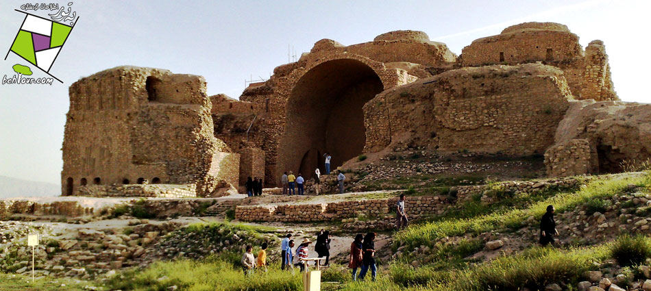 کاخ اردشیر بابکان فیروزآباد