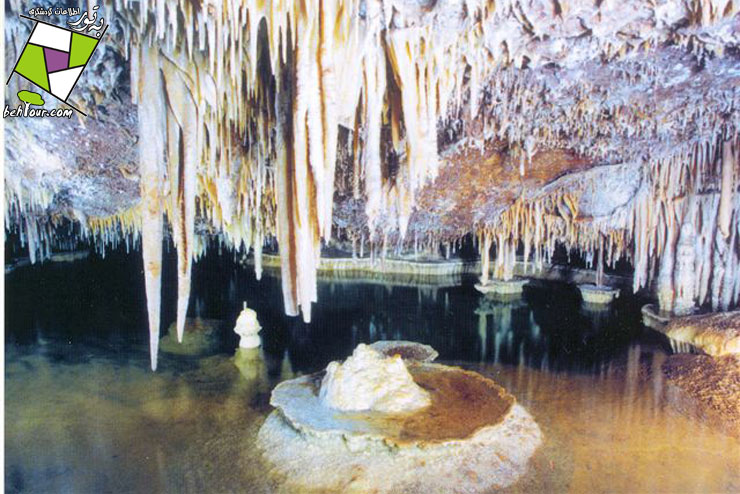 غار قوری‌ قلعه روانسر